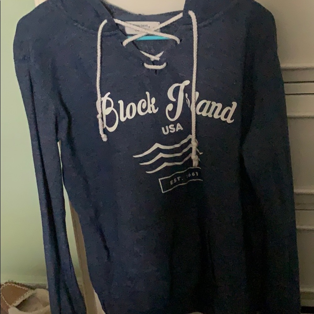 Block island pull over